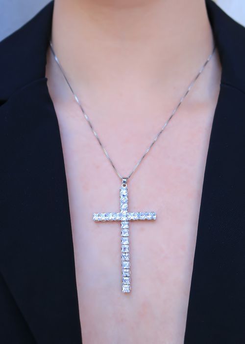 Colar Crucifixo Crystal
