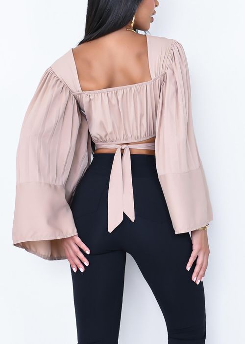 Cropped Manga Flare Pleated