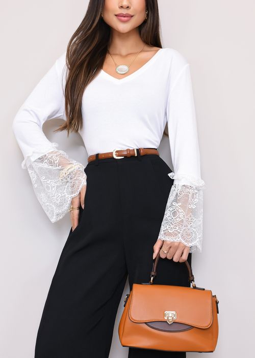 Blusa Alongada Manga Flare Aplicação Renda