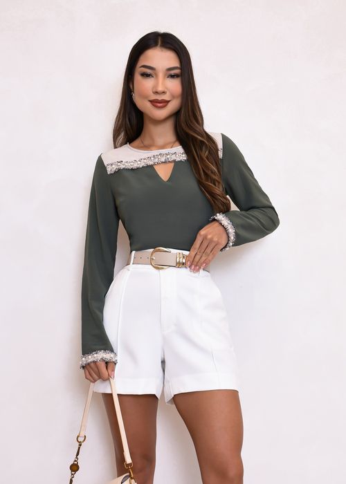 Blusa Manga Longa Decote Reto