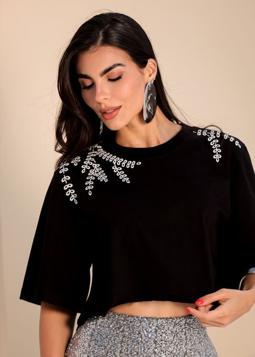 Camiseta Cropped Amplo Bordado Galhos Pontilhados