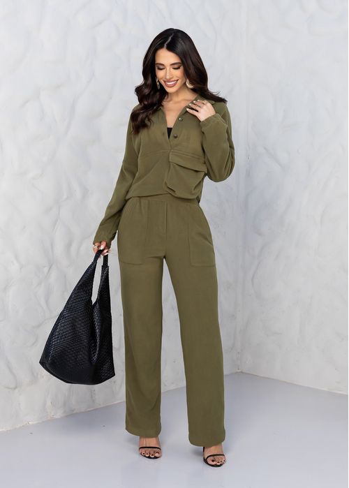 Conjunto Camisa Cropped de Botões/ Calça Pantalona