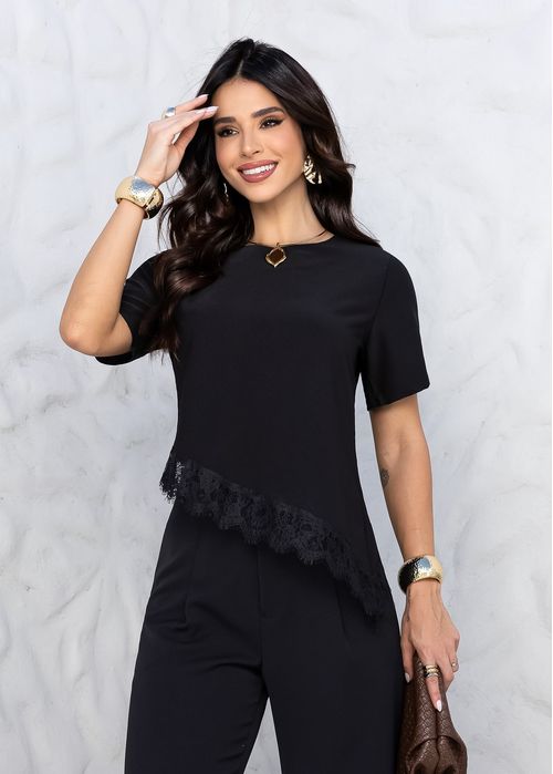 Blusa Manga Curta c/ Barra Assimétrica Renda Preto